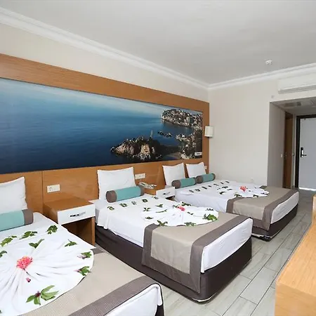Blue Sky Otel